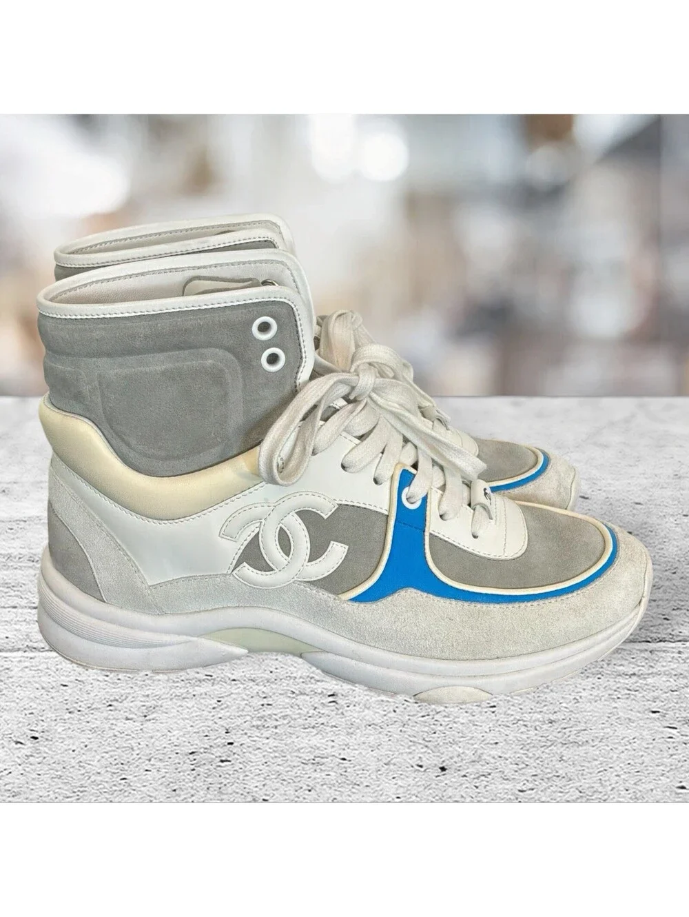 CHANEL BLUE, WHITE, GREY HIGH TOP TRAINER SNEAKER SIZE 39 G33726